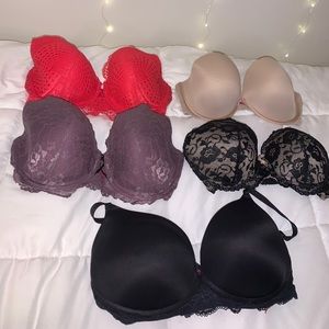 Lot of bras (5)